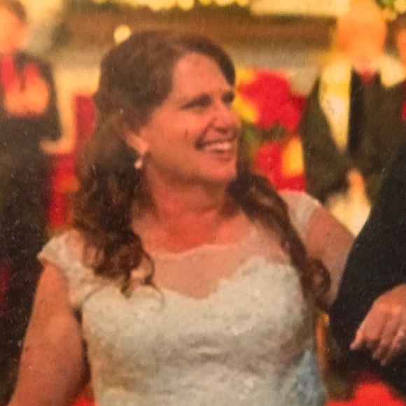 Meet your Posher, Alicia - Picture 1 of 1